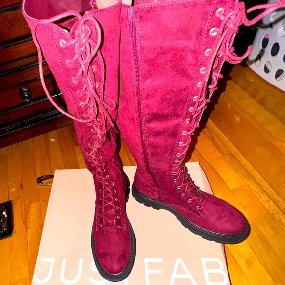 JustFab New Faux suede Burgundy chunky sole Tall lace & zipper Boots Size 9.5 - Picture 6 of 6